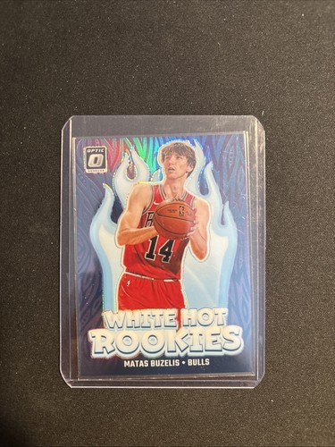 2024-25 Panini Donruss Optic White Hot Rookies Matas Buzelis #10 purple  (RC)