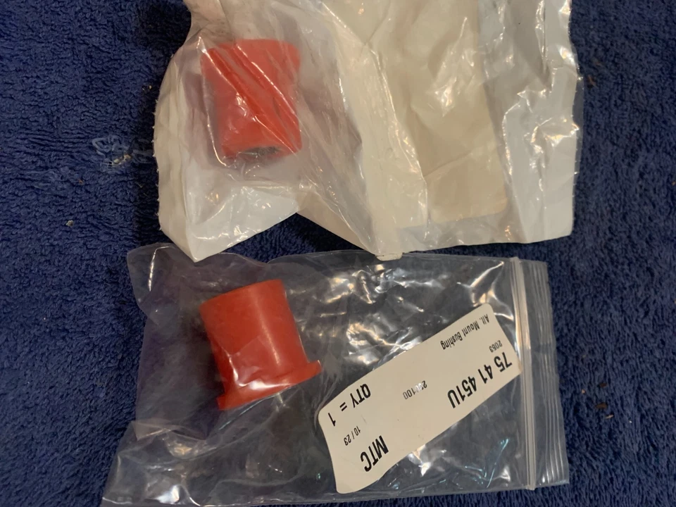 Bujes de soporte de montaje principal mejorados para alternador clásico Saab 900 1983-94 Foto 2 de 2