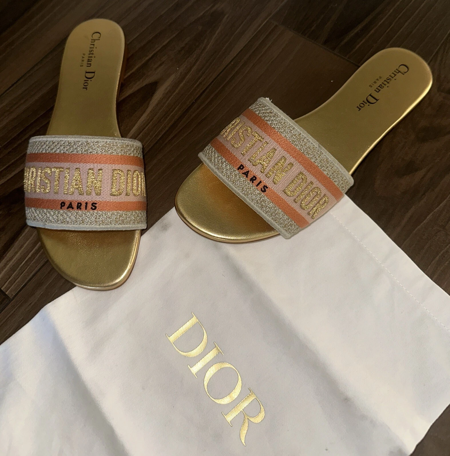 Christian Dior Dway diapositive brodée platine taille 38 UE/8 US