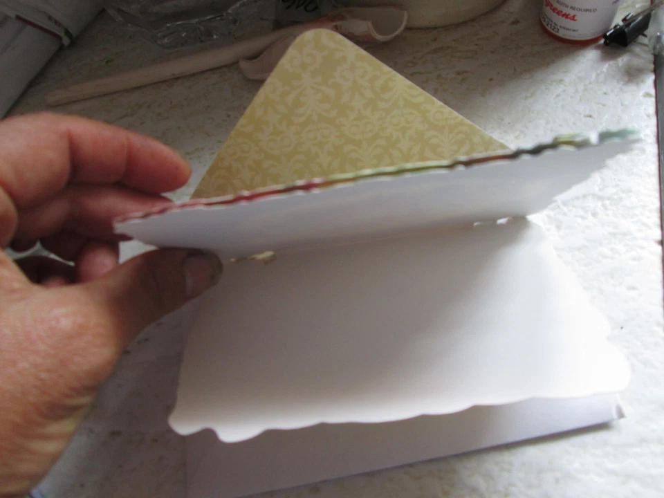 PUNCH STUDIO FLORAL DIE CUT ROSES CARD BLANK BUTTERFLY RHINESTONE W/ENVELOPE NEW - Image 3 of 4