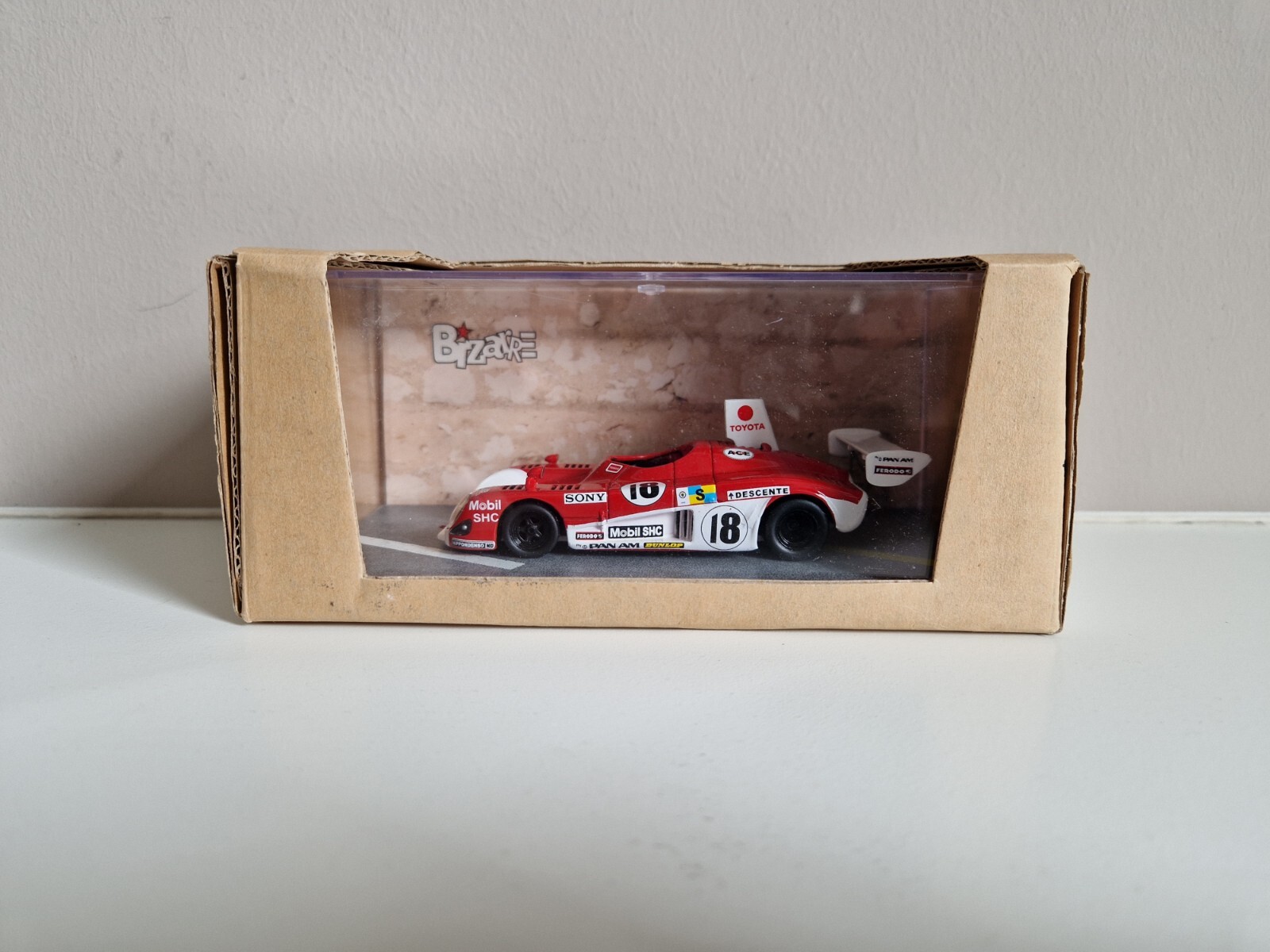 Picture 1 of 8