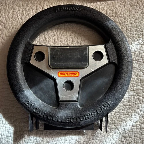 MATCHBOX 1983 STEERING WHEEL CAR CARRYING CASE VINTAGE TOY COLLECTIBLE RARE ITEM