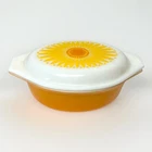 Vintage PYREX Daisy/Sunflower Oval Casserole With Lid #043 1 1/2 Quart
