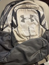 Zaino Under Armour UA Storm Hustle 3.0 bianco e grigio