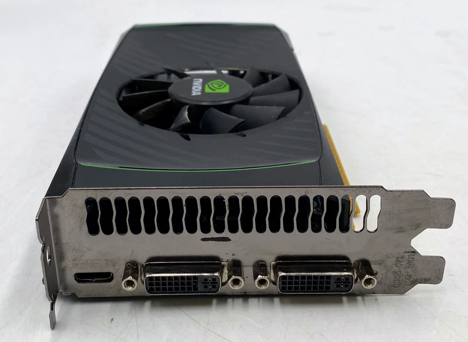 NVIDIA 900-11050-2500-000 GeForce GTX 550 Ti 1GB DDR5 PCIe Graphics Card - Image 3 of 4