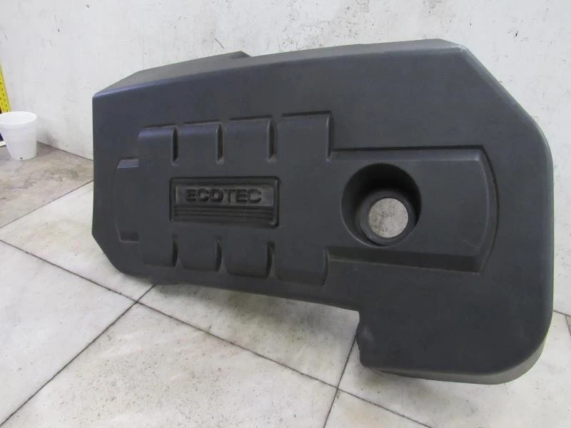 05 06 PONTIAC G6 ENGINE COVER - Image 4 of 4