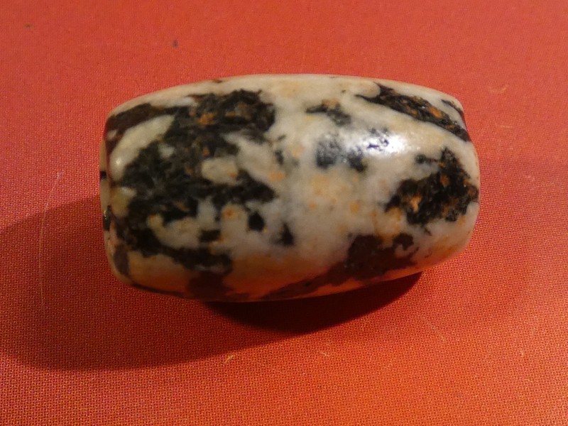 ANCIENT NEOLITHIC GNEISS GRANITE BARREL BEAD SUPREME WEAR 19.1-11.4 MM