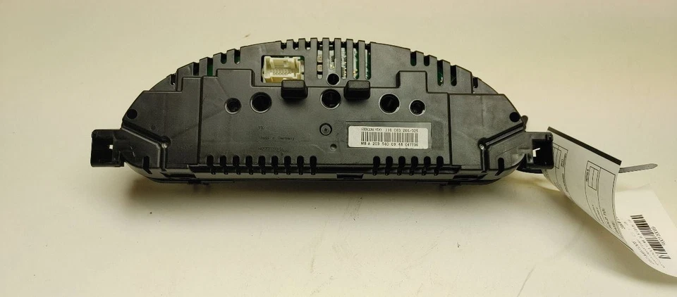 2005 MERCEDES BENZ C230 SPEEDOMETER CLUSTER - Image 3 of 4