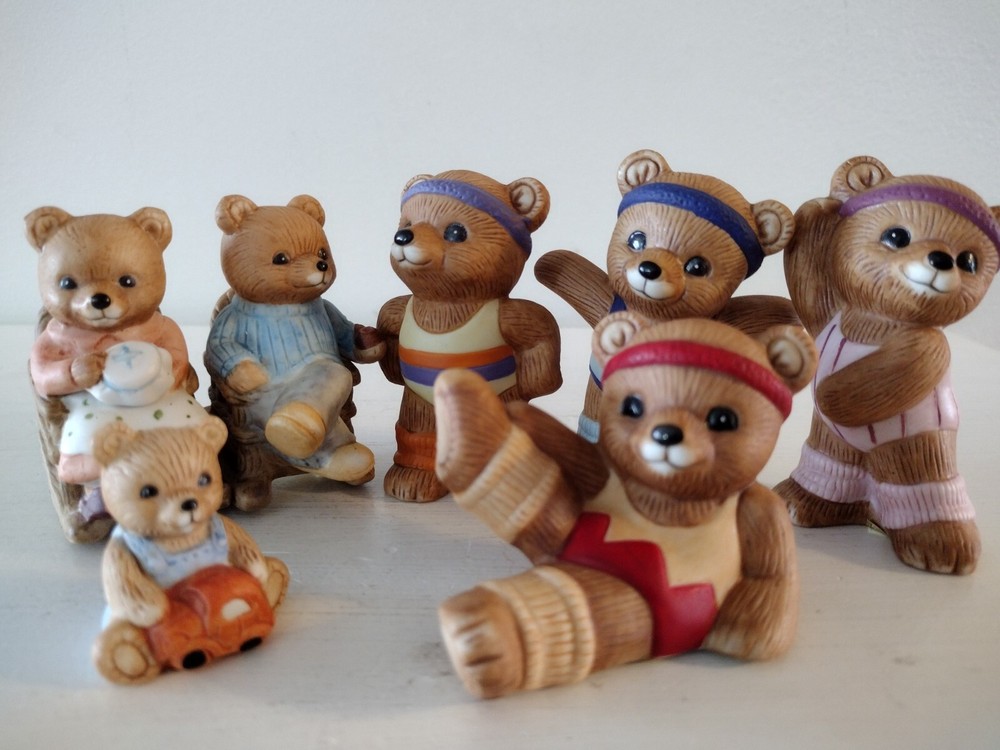 Homko Lot Of 7 Made In Sri Lanka 1448 Workout, Grandma And Grandpa, Child