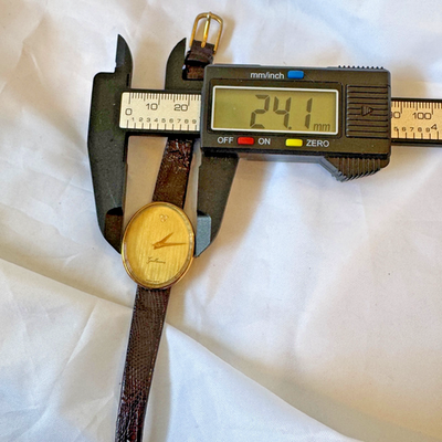 Vintage Guillaume Swiss Classic Winding Watch 24mm Gold 1960s, Lizard Vintage Guillaume Swiss Manual Winding Classic Watch 24mm  main image 3