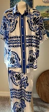 Woman’s two piece pants outfit In Blue and White Design Size 2X/3X