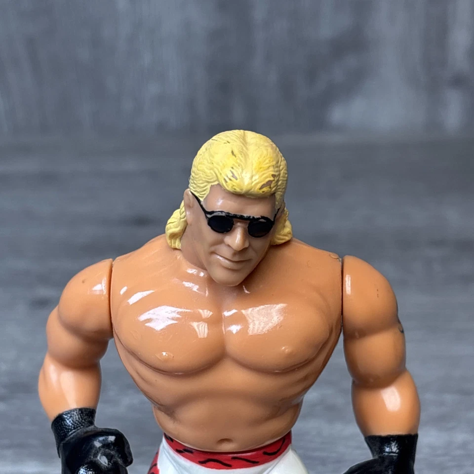 Figura de acción de lucha libre Hasbro Shawn Michaels Serie 7 1993 WWE Light Wear Foto 2 de 4