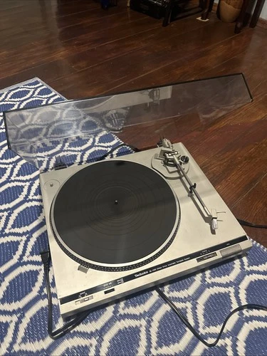 technics turntable SL-D20