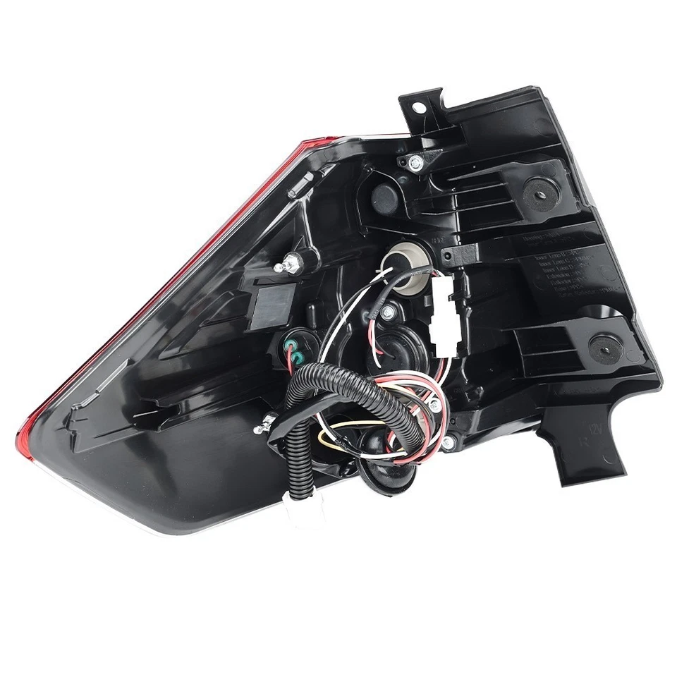 Luz trasera exterior con lente roja para Nissan Rogue 2017 2018 2019 lado derecho Foto 4 de 4