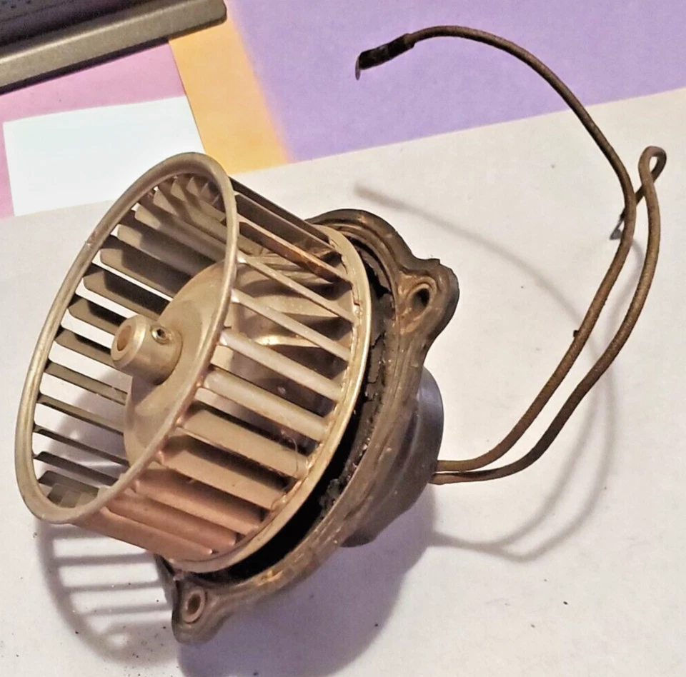 Chrysler New Yorker/300/Windsor Mopar 1955 cortafuegos calentador ventilador motor 1605381 Foto 2 de 3