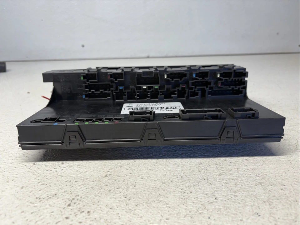 Mercedes-Benz E350 Sam 2007 caja de fusibles relé módulo de control 2115455301 OEM Foto 3 de 4