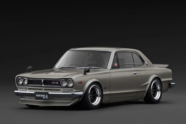 ignition model IG4032 1:18 Nissan Skyline 2000 GT-R KPGC10 Silber-image
