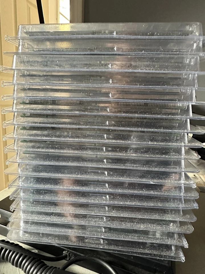 Lote de 34 Compaq 114226-002, 64MB 168p 50ns Buffered EDO DIMM MT9LD872G-5X Foto 2 de 3