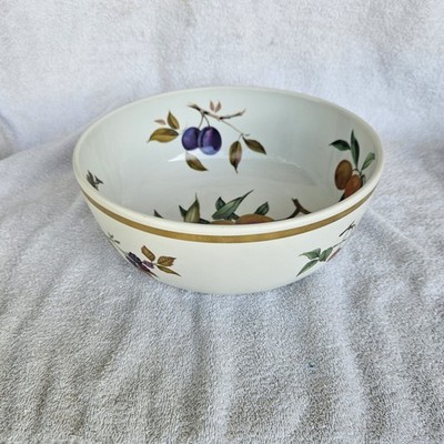 1961 MINT Royal Worcester Evesham Gold 10
