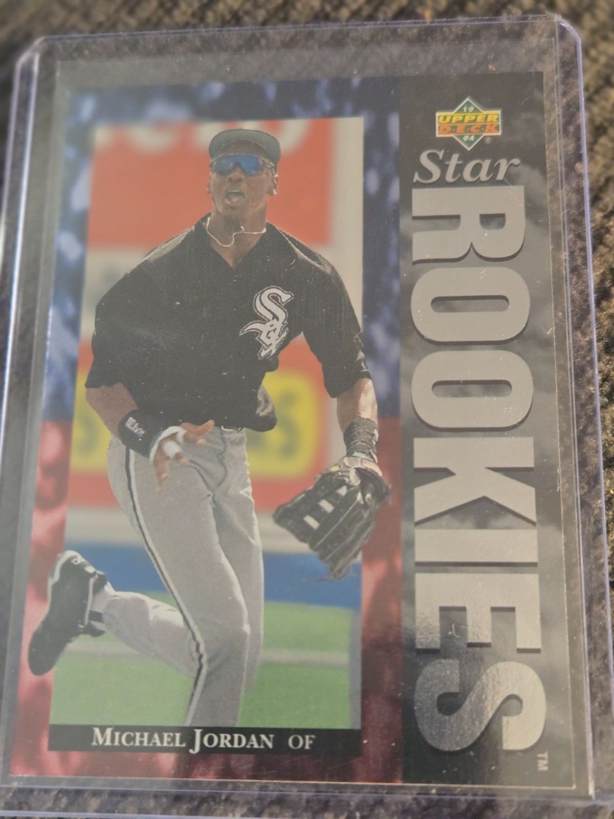 1994 Upper Deck - Michael Jordan #19 Electric Diamond