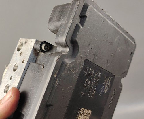 2011 2012 HONDA CRZ ABS ANTI LOCK BRAKE SYSTEM MODULATOR VSA OEM 57110SZTA03 - Picture 15 of 16