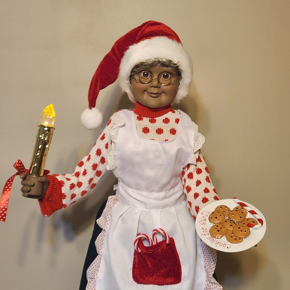 Holiday Living 28" African American Musical animated Mrs Claus Brand 8