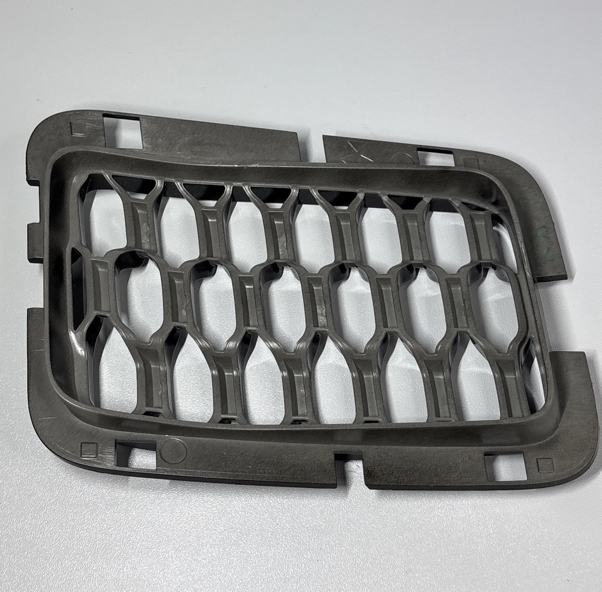 OEM MOPAR 5ZV06TRMAA BLACK GRILLE photo 3