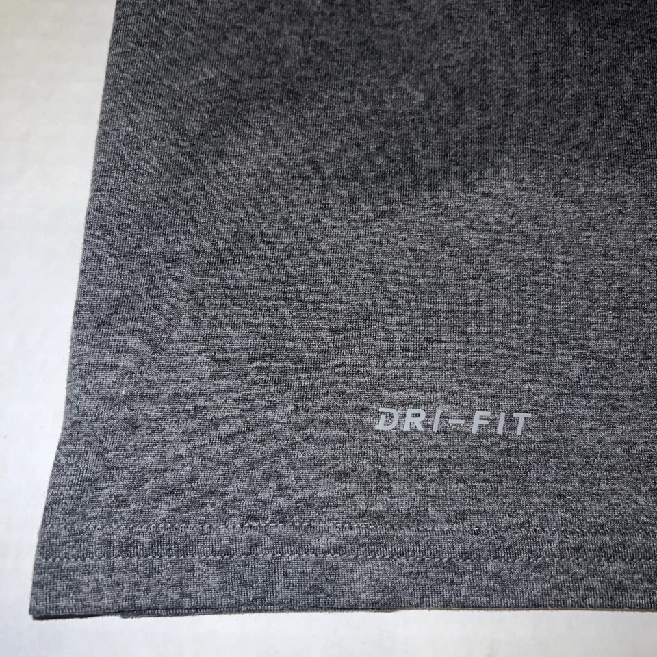 NWOT Tulane University Green Wave Swim & Dive Team Issued Athletic Shirt Medium - Image 3 of 4