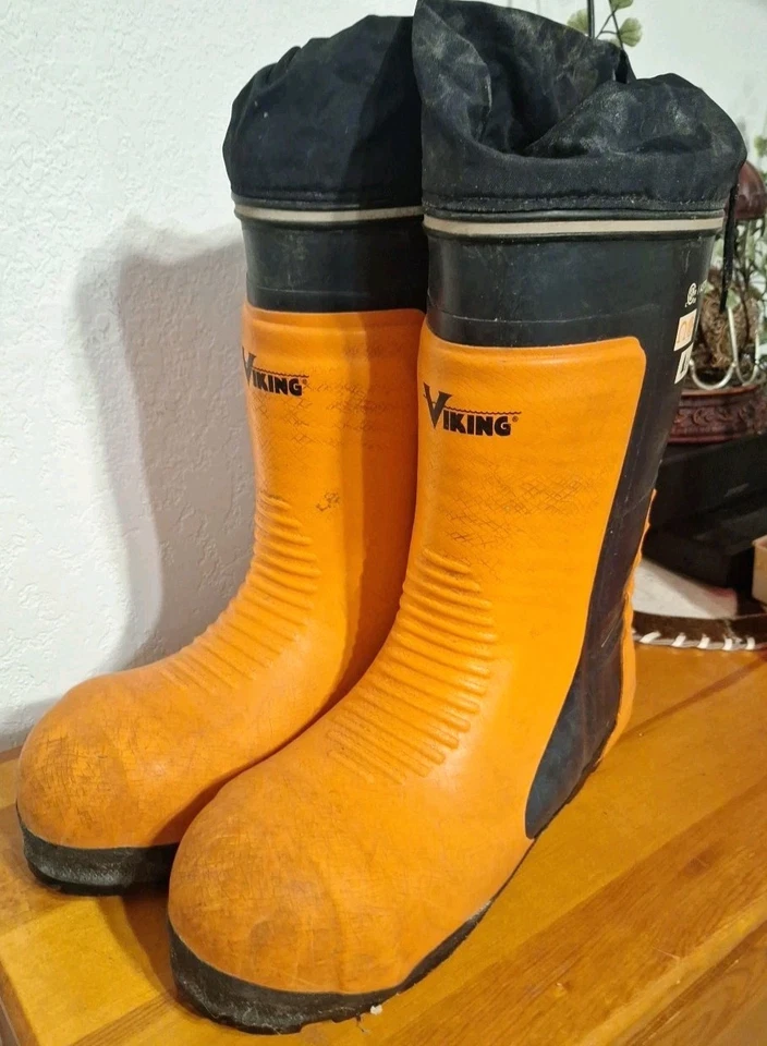 Viking VW58-3 Rubber Bushwhacker Waterproof Chainsaw/Steel Toe Boots Sz 11 Used - Image 3 of 4