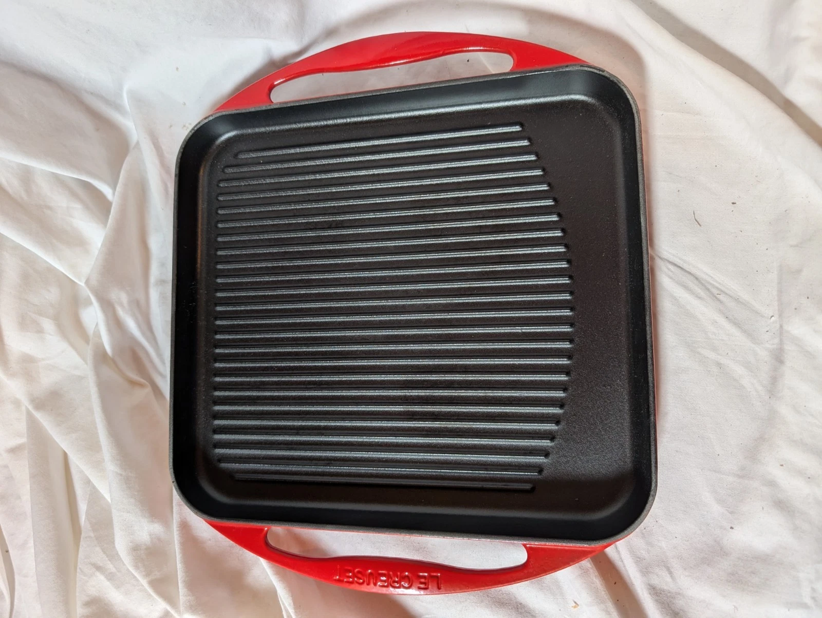 Le Creuset Cerise Red Resovoir Grill Pan Enameled Cast Iron