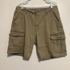 Wrangler Men's Tan Cargo Shorts Relaxed Fit Size 36 Workwear Preppy