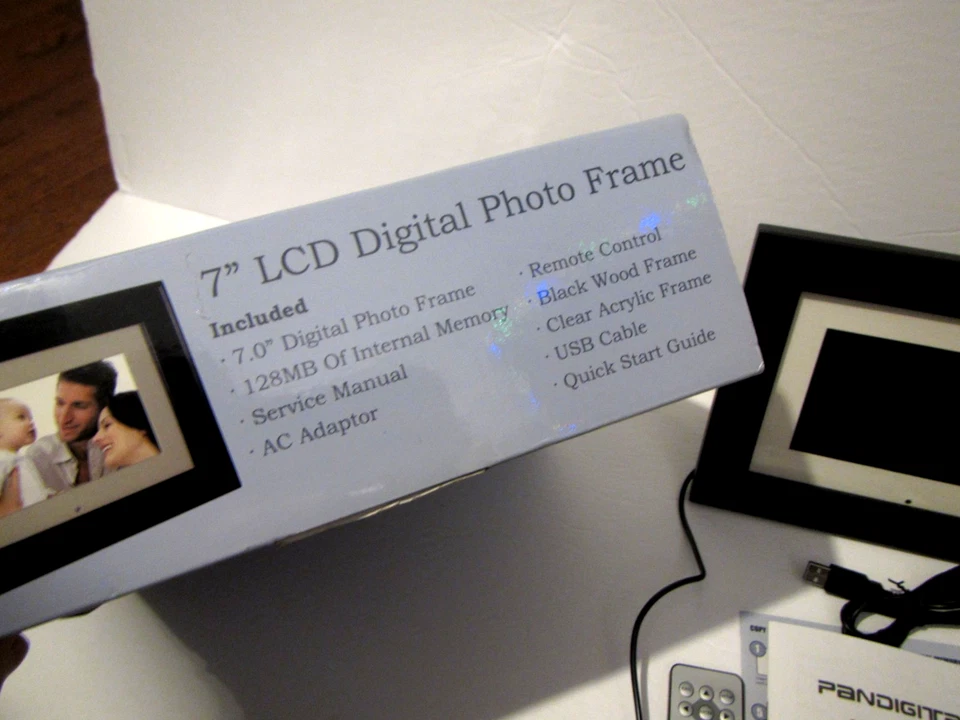 7 inch LCD Digital Photo Frame Pandigital PAN707-B - Image 3 of 4