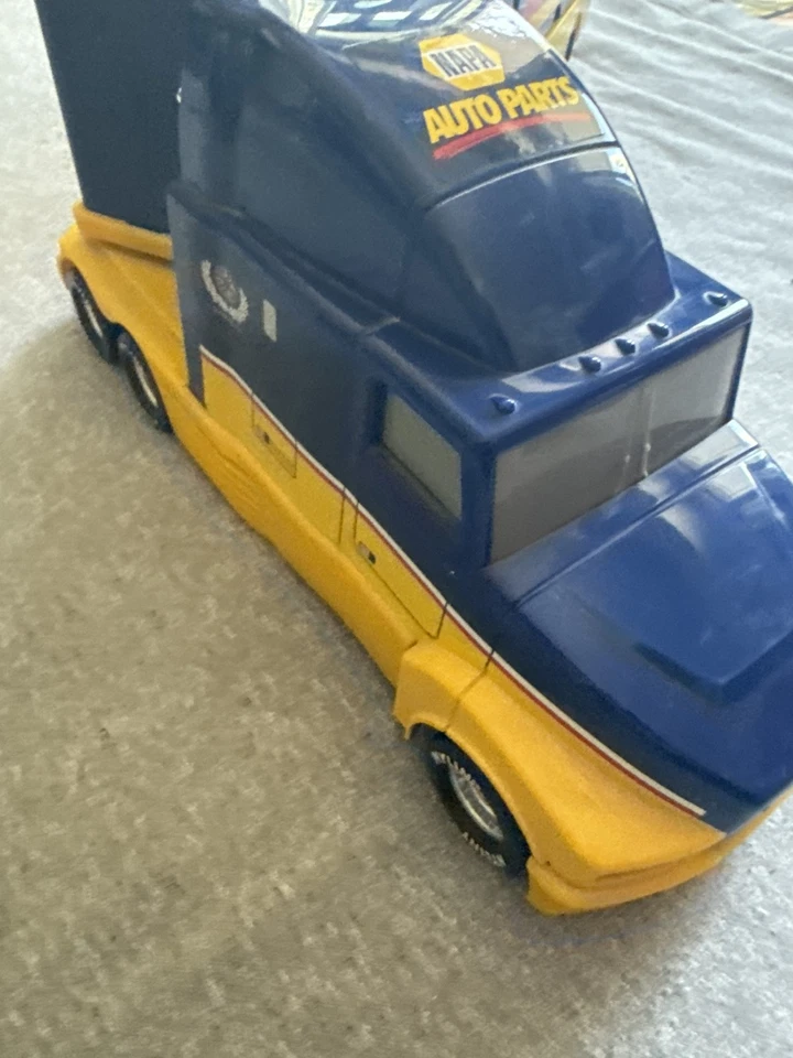 Nylint Nascar Napa Auto Parts DEI Ron Hornaday Race Day Semi Sound Machine Truck - Image 4 of 4