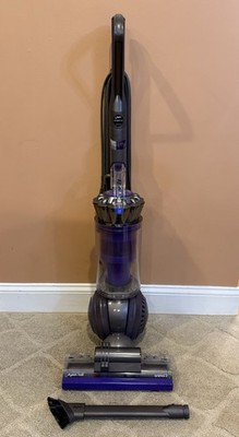 Dyson Animal 2 Upright Vacuum Cleaner W/Combo Attachment ~ Model UP20