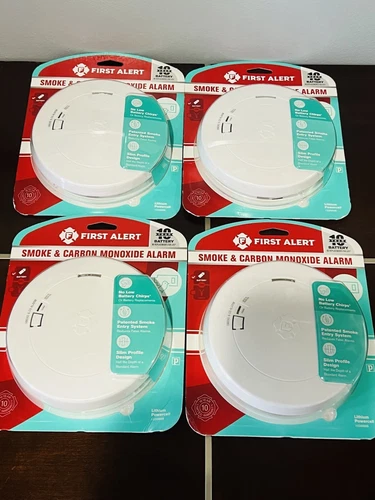 4 First Alert 1039868 10 YEAR Battery-Powered Smoke & Carbon Monoxide Alarm