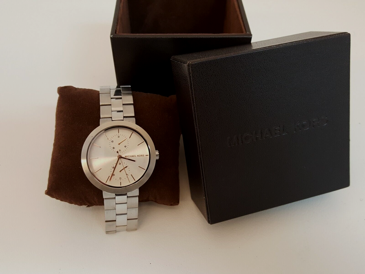 Michael Kors watches (3 total) Michael Kors MK7313 Black Gold Tone Logo Dial Black Silicone  main image 2
