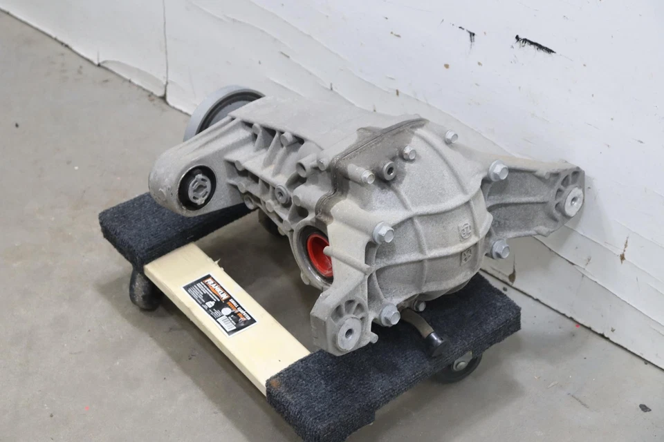 2014 -2025 DODGE DURANGO 3.6L SUPORTE DIFERENCIAL DE EIXO TRASEIRO 3.45 FABRICANTE DE EQUIPAMENTO ORIGINAL 68378936AA - Imagem 2 de 4