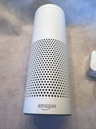 Amazon Echo SK705DI Alexa Smart Assistant 1st Generation - White, With Cord EUC - Afbeelding 3 van 4
