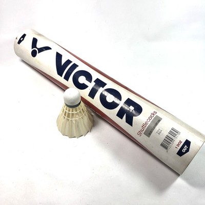 Victor Badminton Shuttlecocks Feather Birdies Set 9 In Tube Practice Training