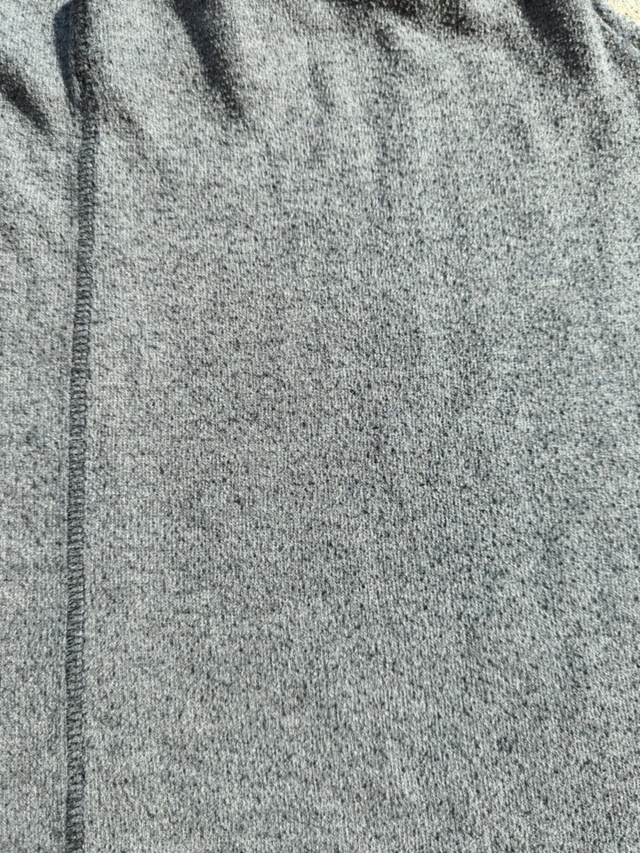 PROJECT SOCIAL T Women's Sweater Size S GRAY OFF SHOULDER CROP GB11 - Image 2 of 4