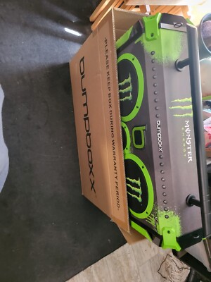 Monster Energy Bumpboxx Flare 8 Boombox Speaker Charger Remote Mic