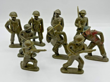 Vintage Green Army Soldier Men Figurine Set