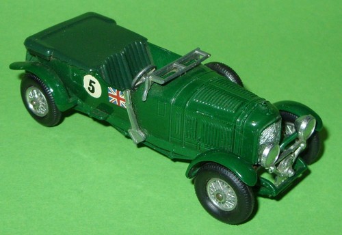 Matchbox Yesteryear / Y5 1929 4.5L Blower Bentley with Green Seats in Type D Box - Picture 5 of 12