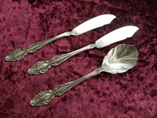 BAROQUE ROSE 2 Master Butter Knives 1 Sugar Spoon 1881 Rogers Oneida Ltd FINE