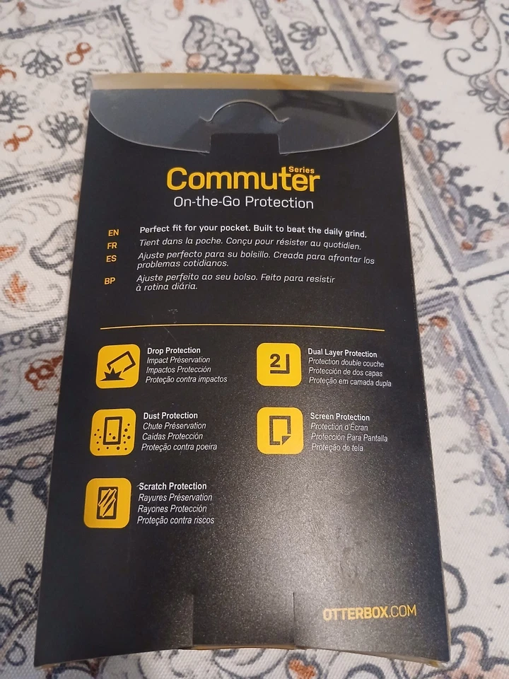 Funda OtterBox Commuter para LG Leon LTE negra usada en caja original BONO Foto 2 de 4