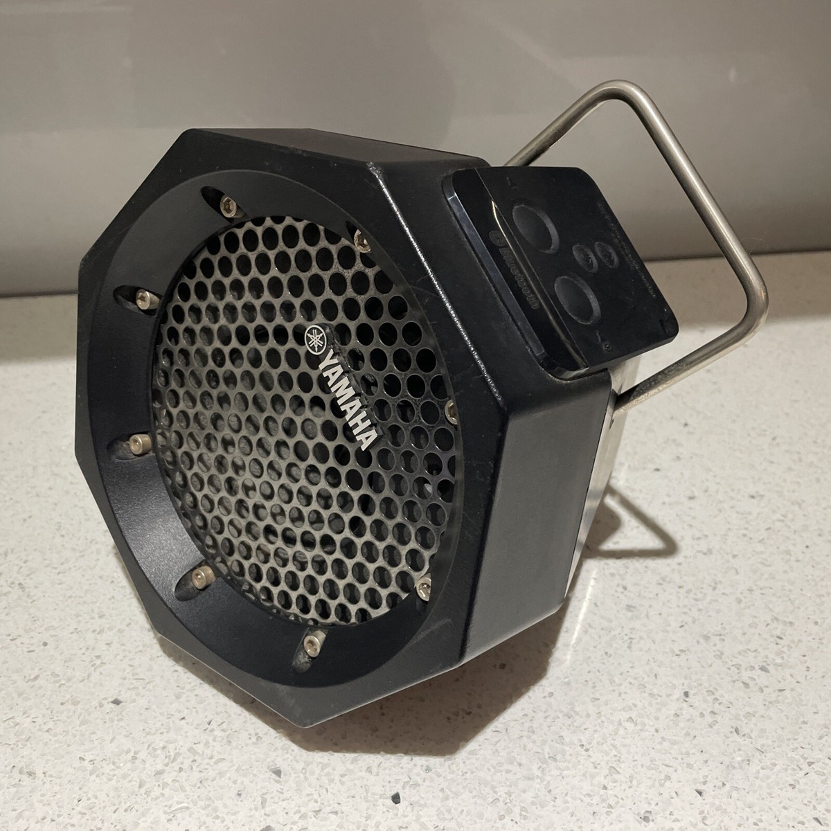 Yamaha PDX-B11 Bluetooth Version Portable Speaker, Please Check