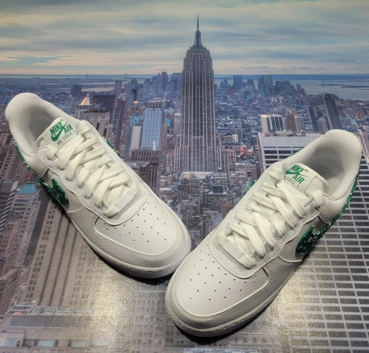 Nike Air Force 1 Low '07 LV8 Emb White Malachite