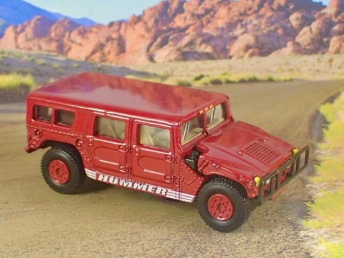 AM General 1992- 2006 Hummer H1 6.6L Duramax Diesel Civilian 4X4 1/64 Scale LE F - Picture 5 of 6