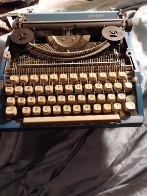 L@@K Vintage Typewriter: Royal Century in Periwinkle Blue - Working