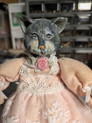 Vtg 11'' Victorian Style Cat Doll Porcelain Anthropomorphic Special Place 2001